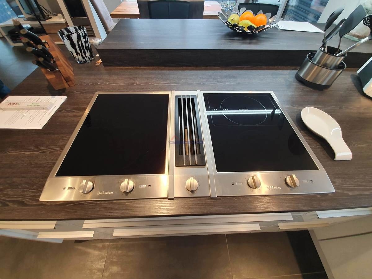 EG_MIELE Kochstelle mit Abluft