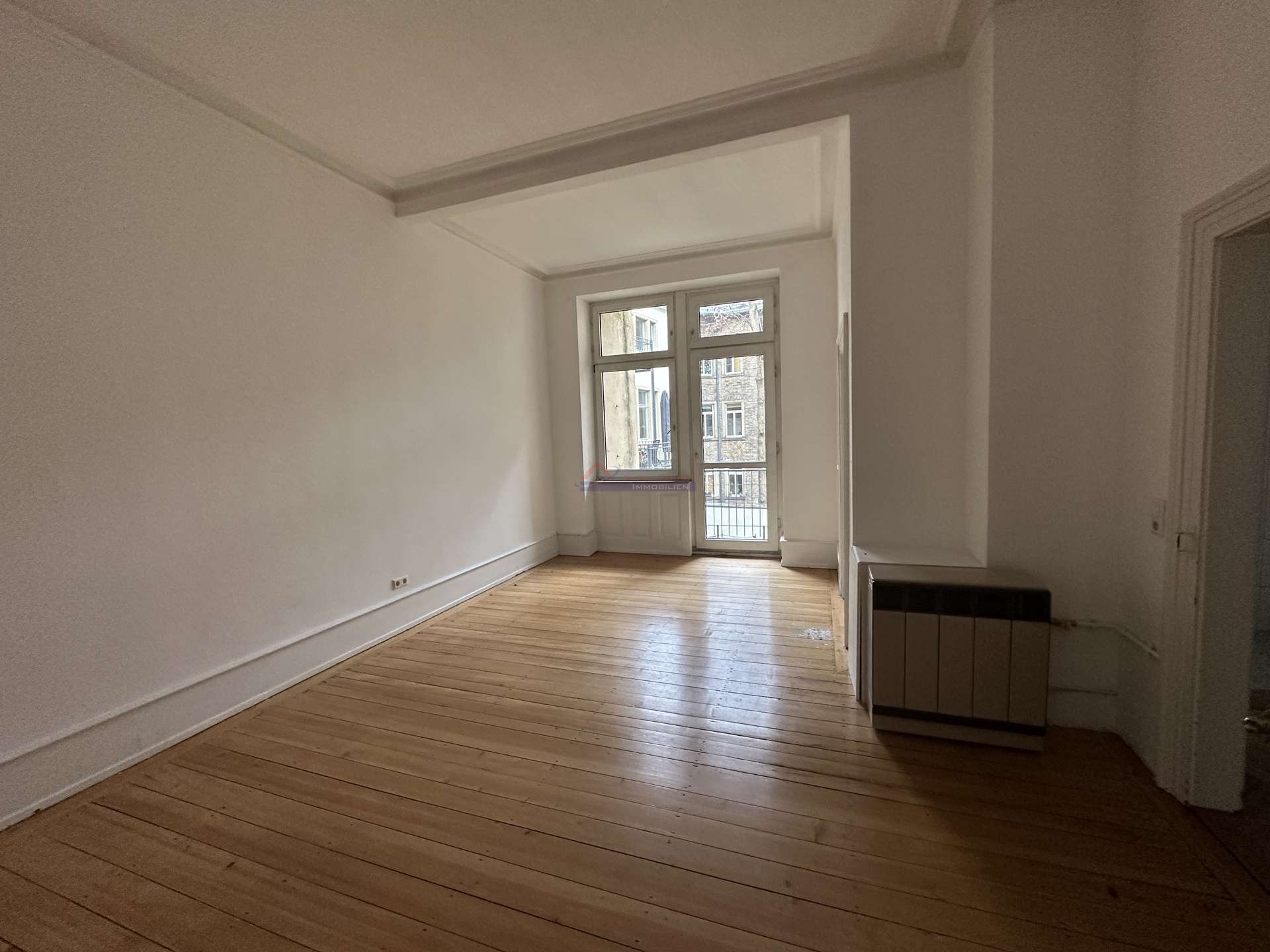 Wohnen (Raum 103) mit Balkon zum Innenhof